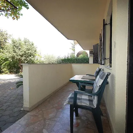 Ferienwohnung Fuer 3 Personen Ca 50 Qm In Milcetici, Kvarner Bucht Krk アパート マリンスカ
