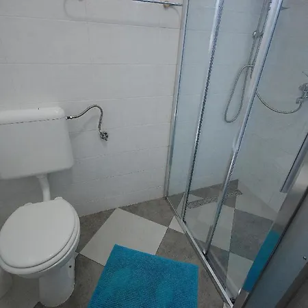 Ferienwohnung Fuer 3 Personen Ca 50 Qm In Milcetici, Kvarner Bucht Krk *